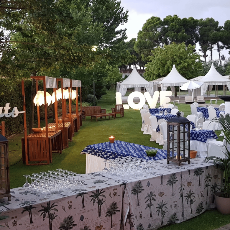 pati-hostal-del-carme