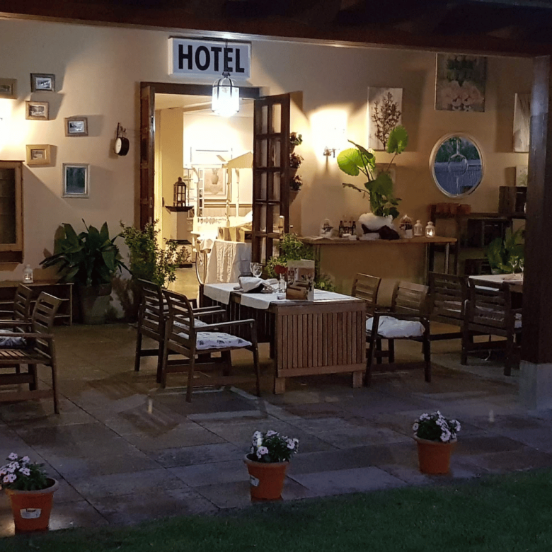 terrassa-hotel-hostal-del-carme